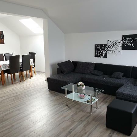 Apartman Majetic Otočac 外观 照片