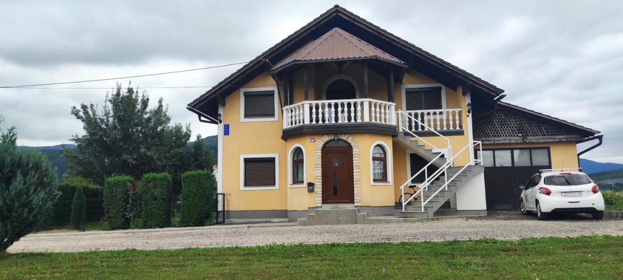 Apartman Majetic Otočac 外观 照片