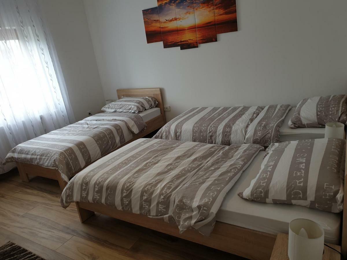 Apartman Majetic Otočac 外观 照片