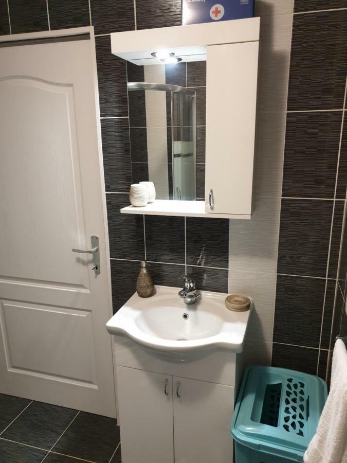 Apartman Majetic Otočac 外观 照片